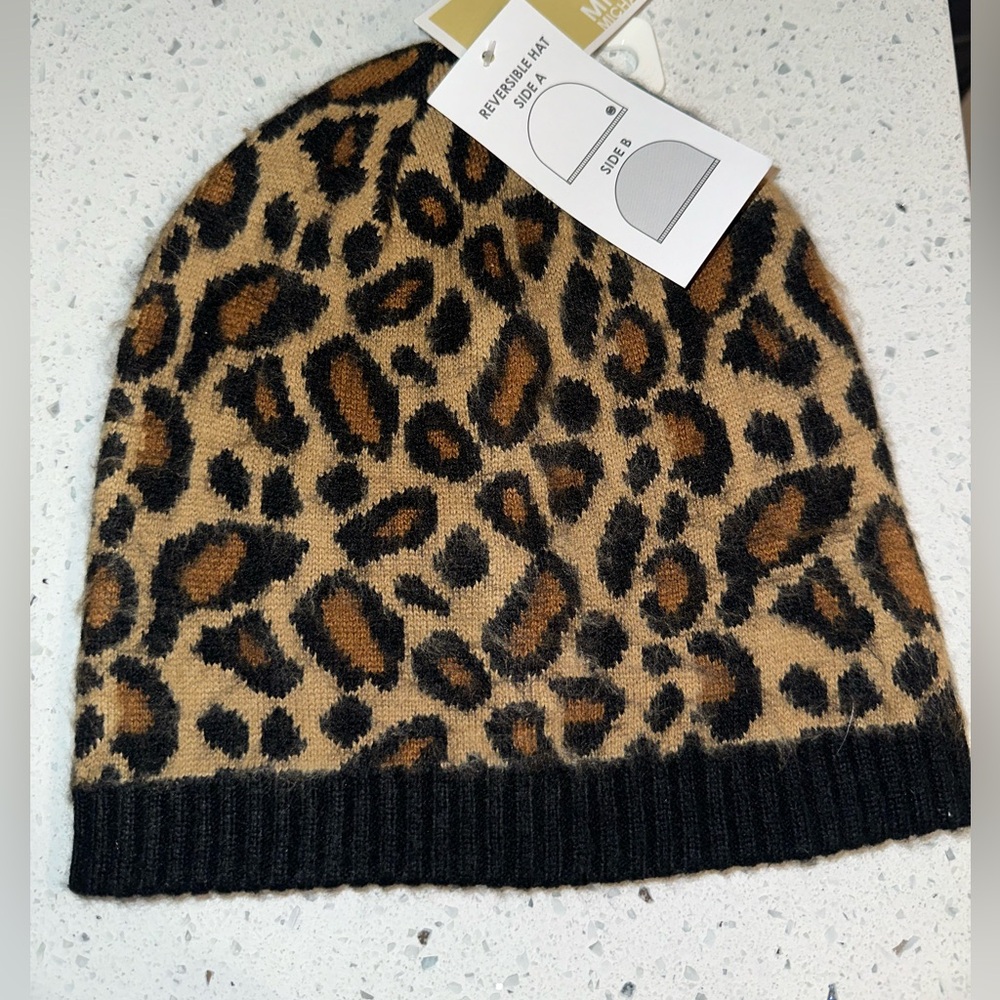 Michael Kors Beanie Reversible leopard Print